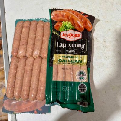 Lạp xưởng nướng đá